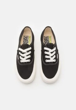 Vans AUTHENTIC VR3 UNISEX - Sneaker Low - Black/marshmallow -Herrenbekleidungsgeschäft 0a3cd219c23147148618c9a3067311d2