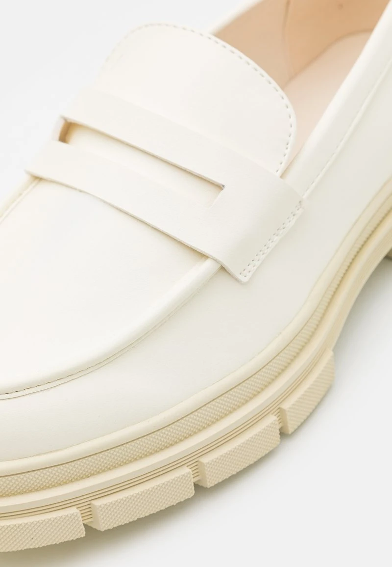 YOURTURN Slipper - White 6 YOURTURN Slipper - White – Bild 6