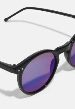 Pier One UNISEX - Sonnenbrille - Black/blue -Herrenbekleidungsgeschäft 11f17cbd777a412ba39007dce293526f