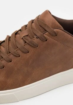 Pier One UNISEX - Sneaker Low - Cognac -Herrenbekleidungsgeschäft 1ede9a8d3f614add9e57eb38fcd5178b