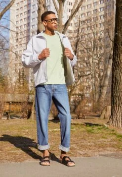 Pier One UNISEX - Hausschuh - Black -Herrenbekleidungsgeschäft 21323aaf96c24ccbb412a95ef516eddd