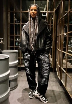 YOURTURN UNISEX - Sweatshirt - Brown 11 YOURTURN UNISEX - Sweatshirt - Brown -Herrenbekleidungsgeschäft 27dd5b1492ae4433b6b26f82708bd4b7