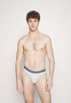 Pier One 3 PACK - Slip - Red/grey/black -Herrenbekleidungsgeschäft 6b0dcc1bbbb54d92b9e0af57341537cc