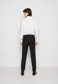 Pier One SET - Anzug - Black -Herrenbekleidungsgeschäft 8dfce3cb1d0847869705990ca253a88a