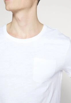 Pier One T-Shirt Basic - White -Herrenbekleidungsgeschäft a63524296eb7468f8bac4e01312591ed