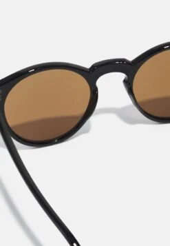 Pier One UNISEX - Sonnenbrille - Black/blue -Herrenbekleidungsgeschäft da9c902c3c0f42ed9cb742aef3377db0