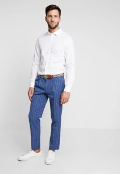 Herrenbekleidungsgeschäft 15 Pier One 2 PACK - Businesshemd - White